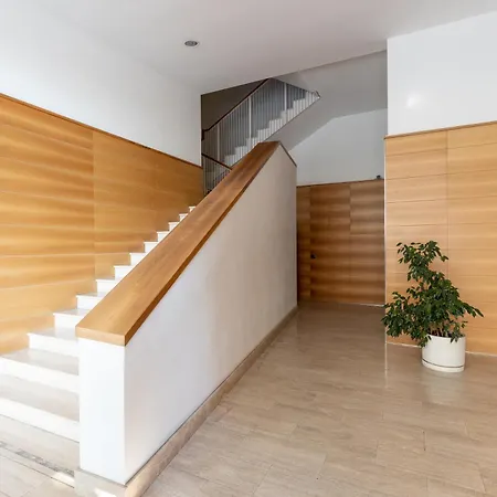 Guesthost - Lovely Flat With Private Parking * Pisa