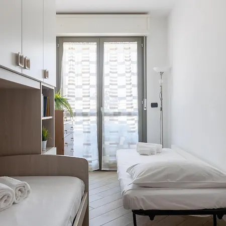 Lejlighed Guesthost - Lovely Flat With Private Parking