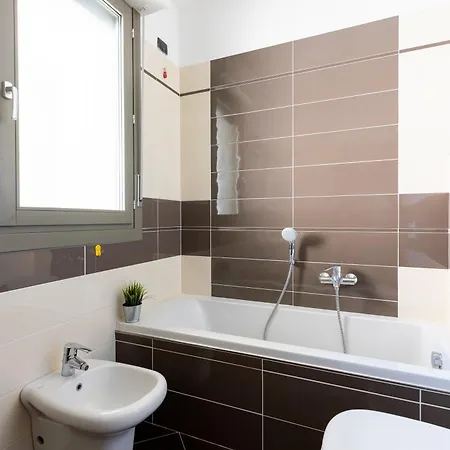 Lejlighed Guesthost - Lovely Flat With Private Parking Pisa