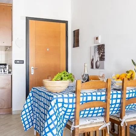 Guesthost - Lovely Flat With Private Parking * Pisa